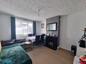 Sitting Room- click for photo gallery